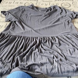 American Eagle Flowy Top